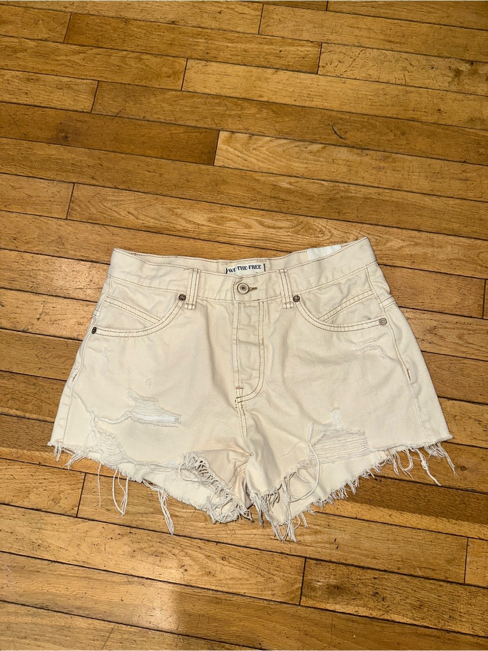 Woman’s Free People Jean denim shorts now or never distressed